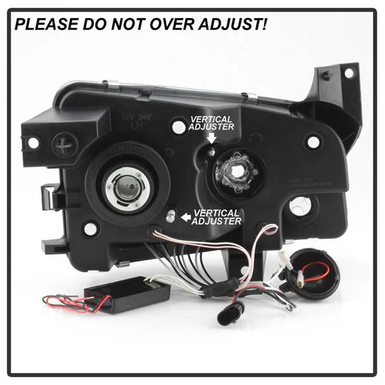 Fits ( Spyder Signature ) Dodge Charger 06-10 Projector Headlights - Halogen Model Only ( Not Compatiable With Xenon/HID Model ) - CCFL Halo - LED ( Replaceable LEDs ) - Black - High H1 (Included) - Low 9006 (Not Included) - Image 4