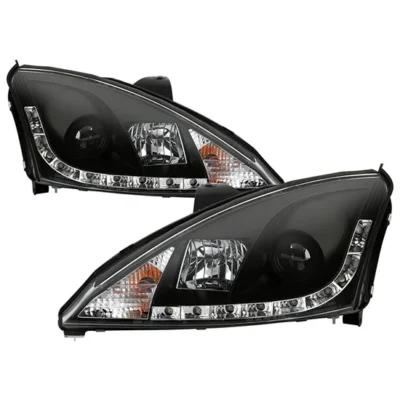 Fits ( Spyder Signature ) Ford Focus 00-04 Projector Headlights - ( Do Not Fit SVT Model ) - DRL - Black - High H1 (Included) - Low H1 (Included)