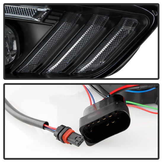Fits ( Spyder Signature ) Ford Focus 15-18 Projector Headlights - Sequential Turn Signal Light Bar - Low Beam-H7(Included) ; High Beam-H1(Included) ; Signal-LED(Included) - Black - Image 8