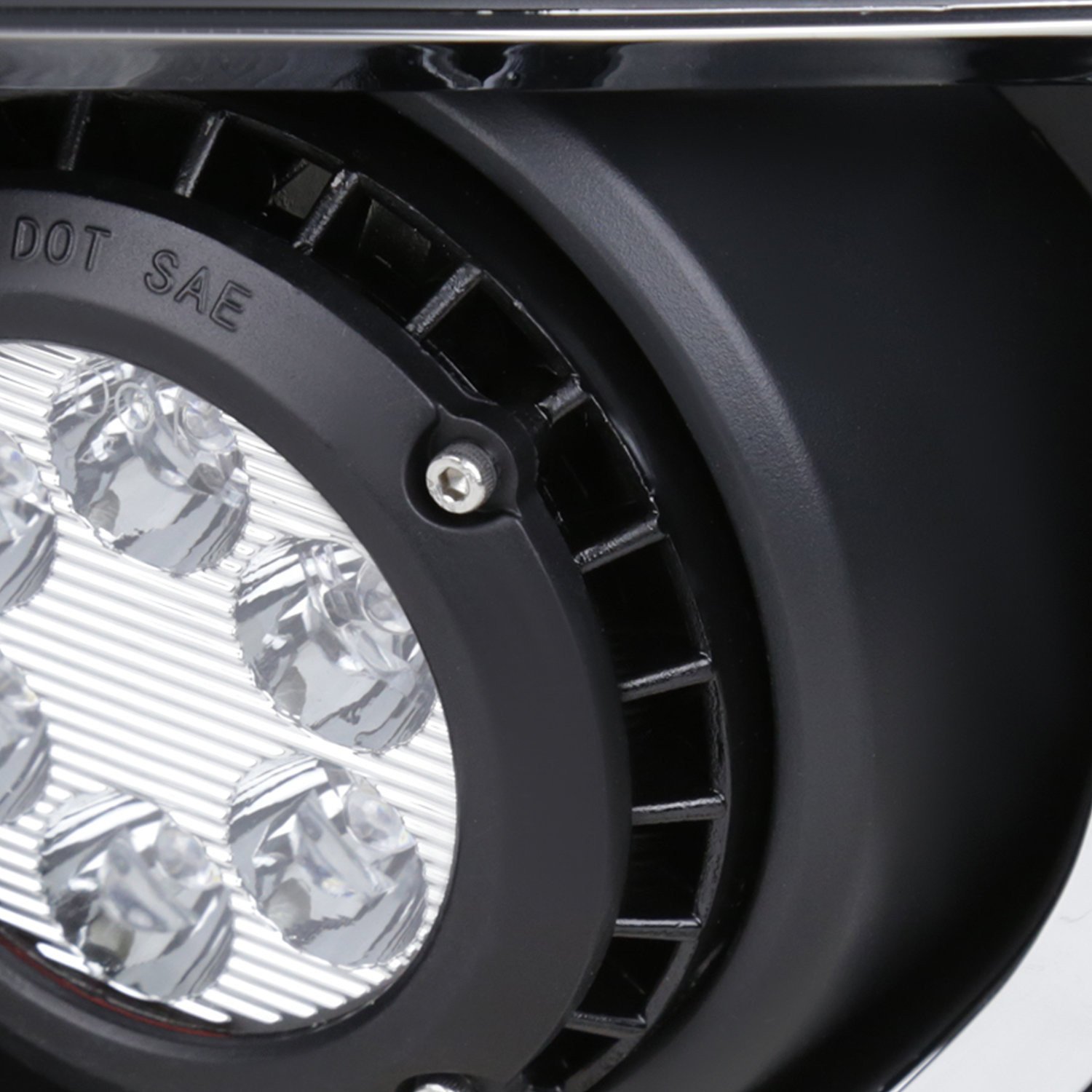 Fits 2015-2018 GMC Sierra 2500HD/3500HD 6-LED Fog Lights Kit (Chrome Housing/Clear Lens) - Image 5